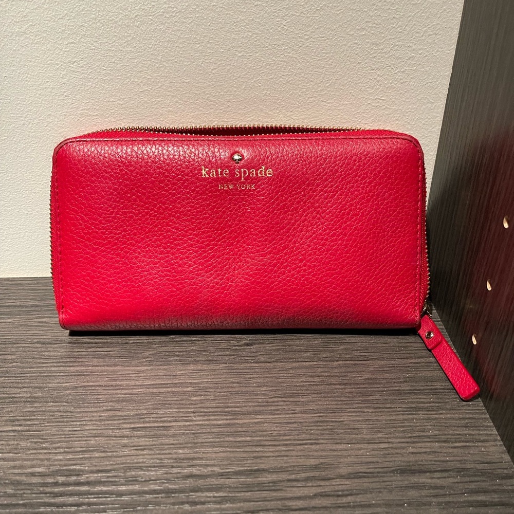 Kate Spade Leila Continental wallet in red leather
